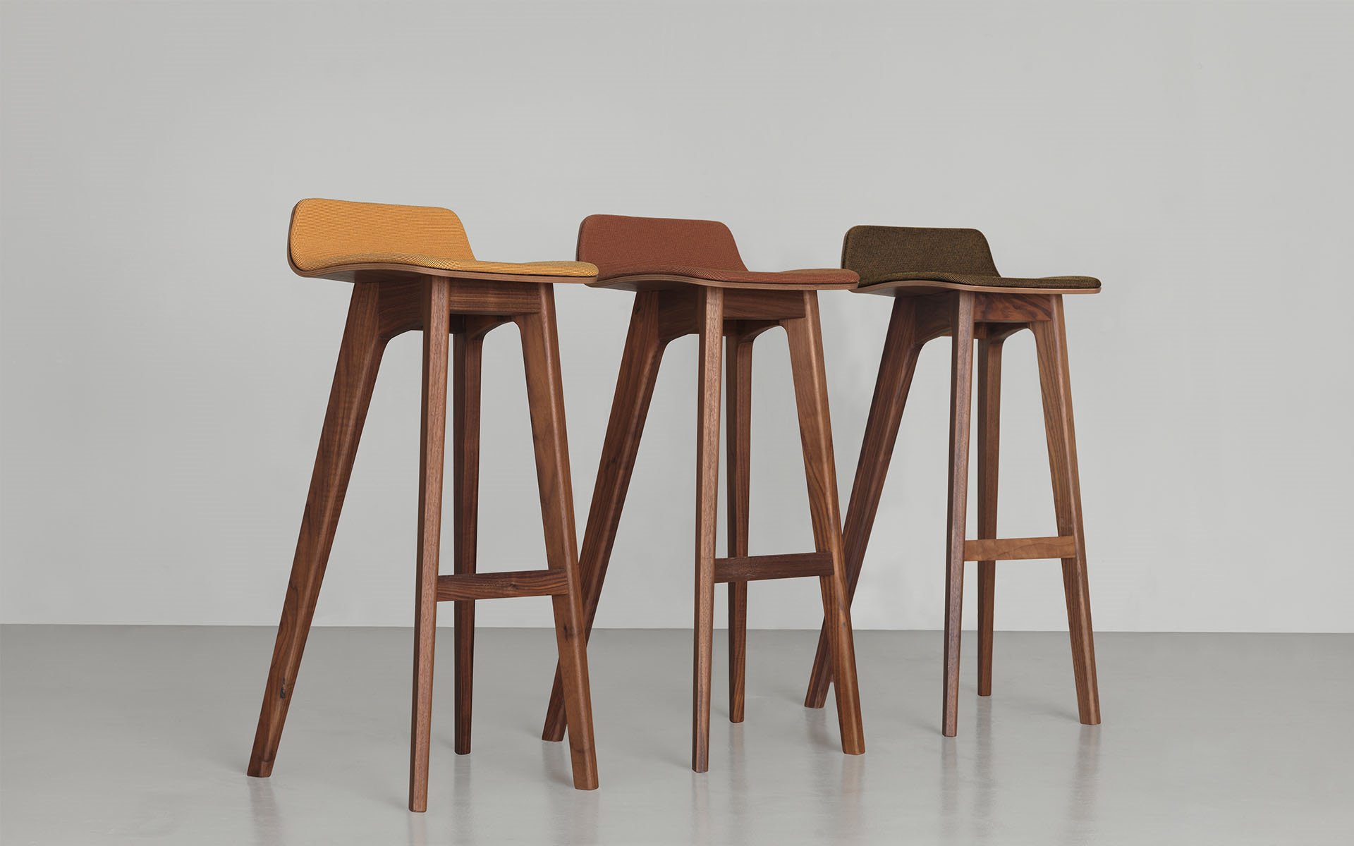 Barkruk Morph Bed Habits 3